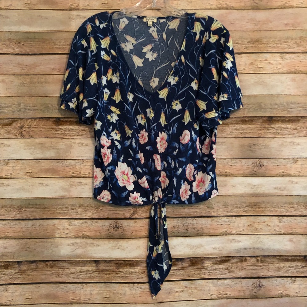 Lily White Top